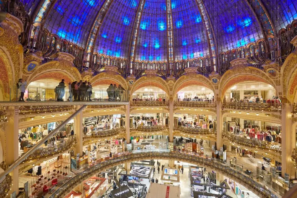 How to buy from France and ship internationally Paris errands